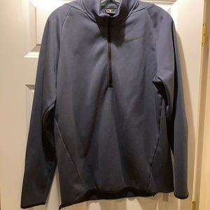 Men’s Nike dri fit 1/4 zip, dark gray size medium